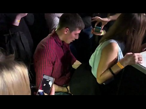 ❤️ Оросын шөнийн клубт жинхэнэ секс. 18 настай орос бүсгүйн хошного, үтрээнд шөнийн цэнгээний газарт галзуу ❌ Порно манайд mn.pinkporno.ru